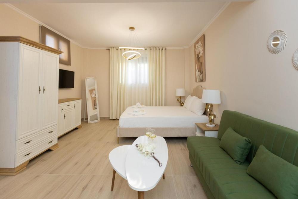 Valery Apartments Pefkochori Eksteriør billede