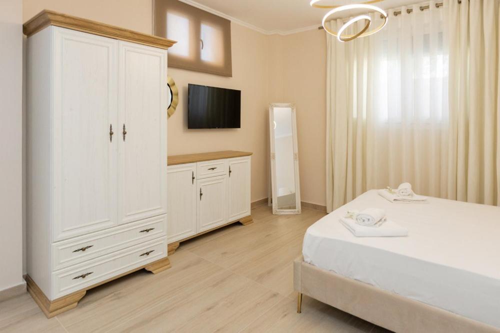 Valery Apartments Pefkochori Eksteriør billede